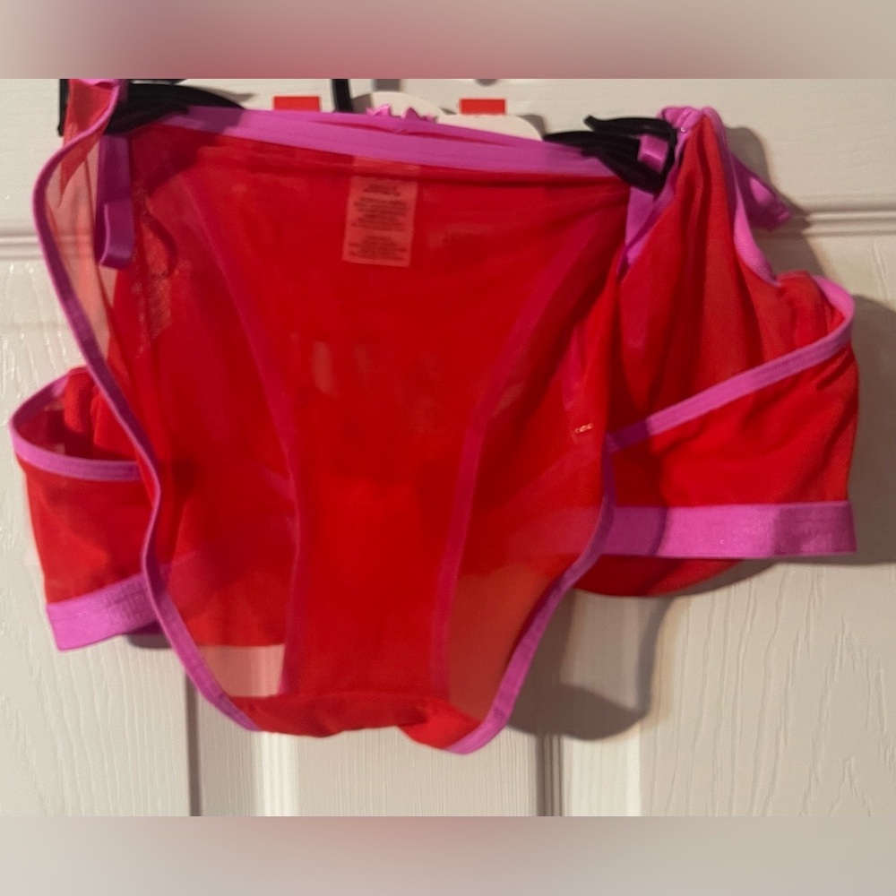Parade Red Pink Mesh Underwire Bra & Panty Set NWT Size S+ PR132W - Picture 4 of 8